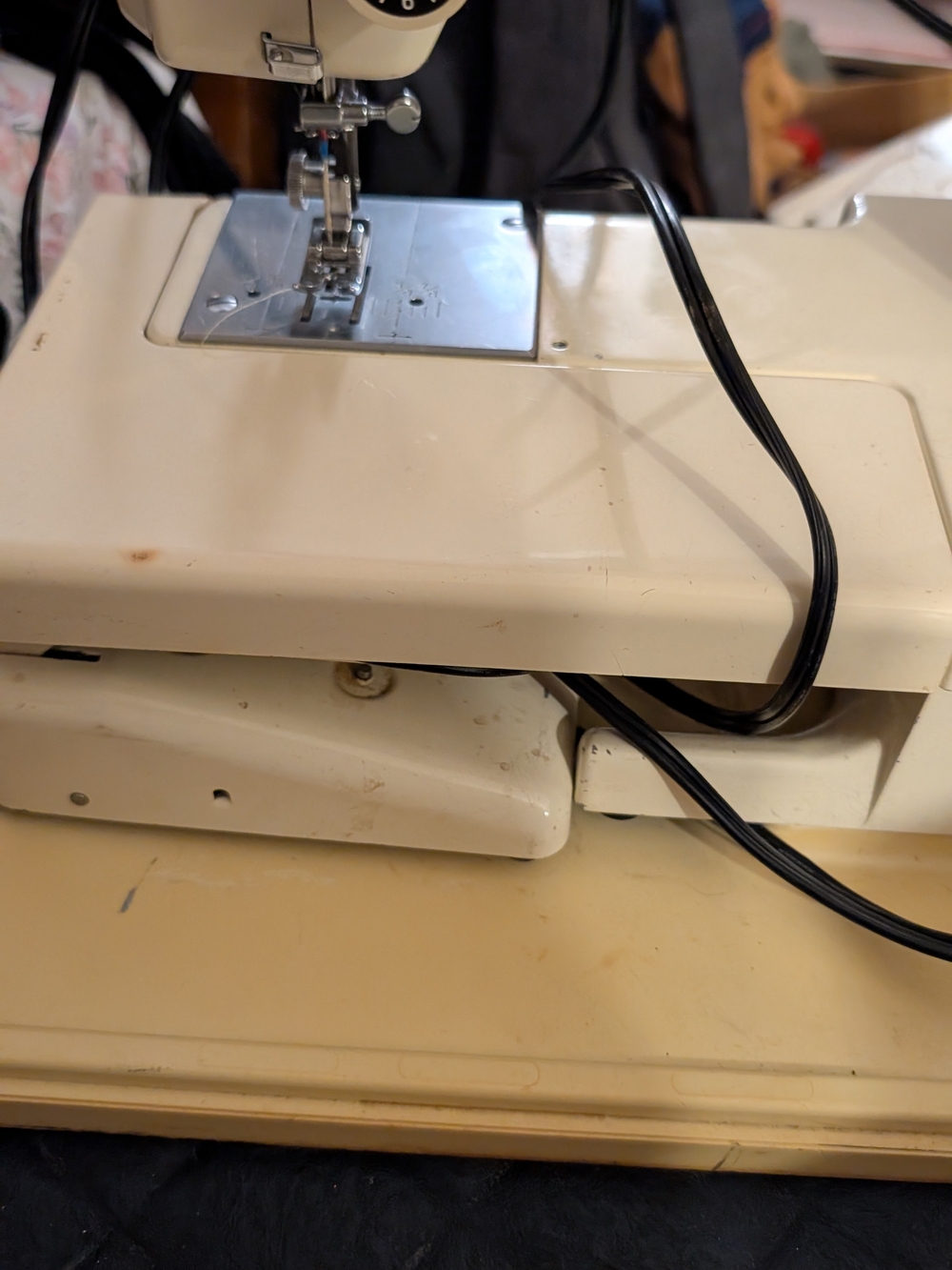 Kenmore Sewing Machine - Picture 7 of 7